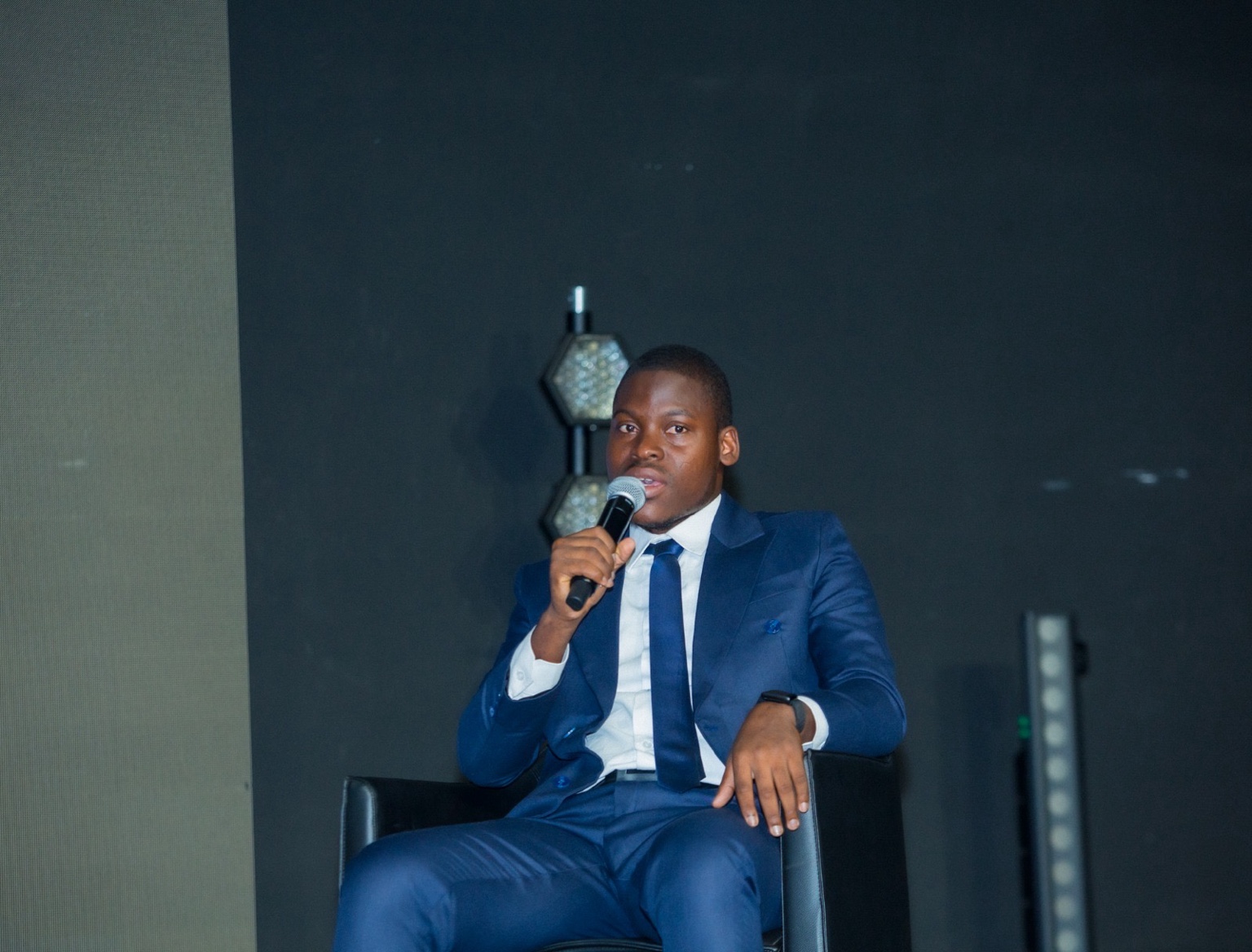 Désiré Tano — Fondateur de Cacao+ · Entrepreneur ivoirien · Expert en e-commerce & mindset · Membre Ecom IA Mastery